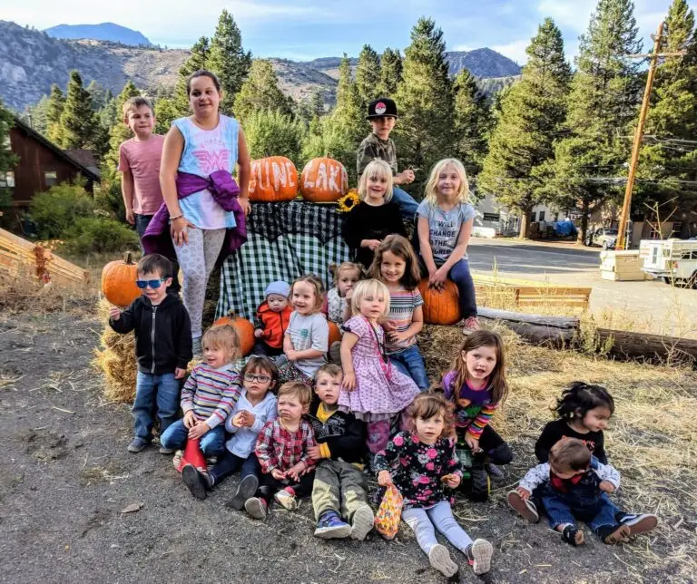 Kids enjoying a June Lake Little Loopers event